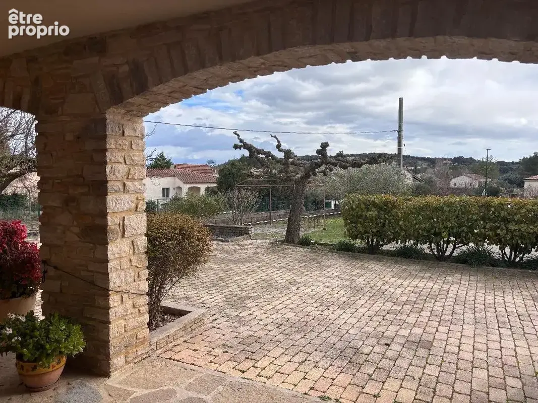 Saint Privat des Vieux , superbe propriété sur 1200 m2 de terrain - photo 2