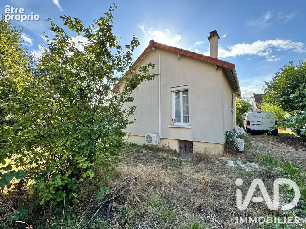 Photo 1 - Maison à SAINTE-GENEVIEVE-DES-BOIS