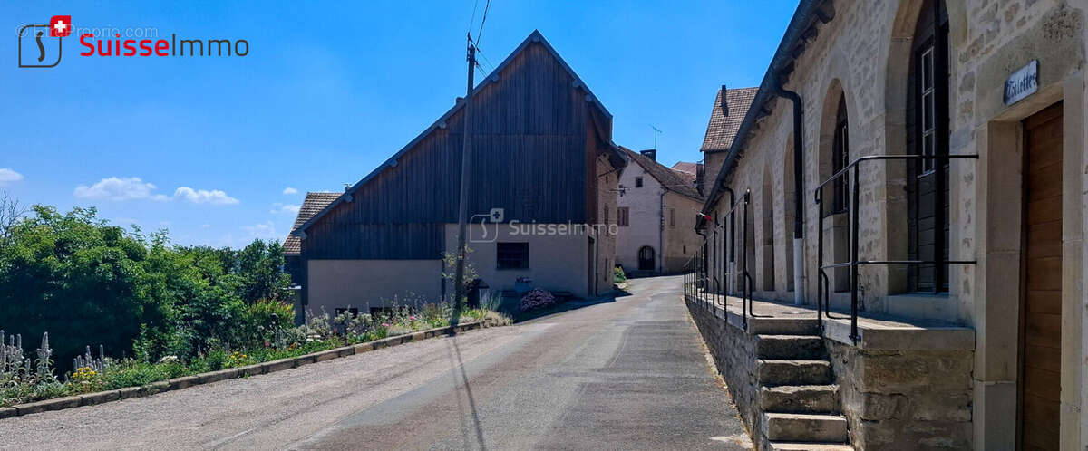 Maison à BELVOIR