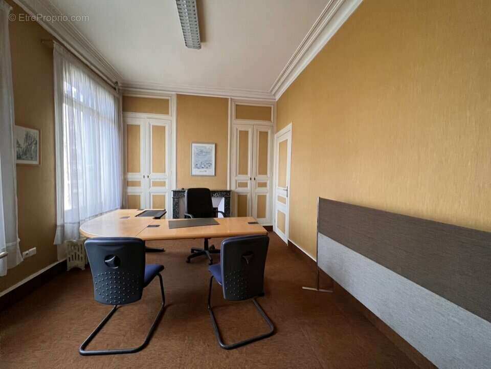 Commerce à BEAUVAIS