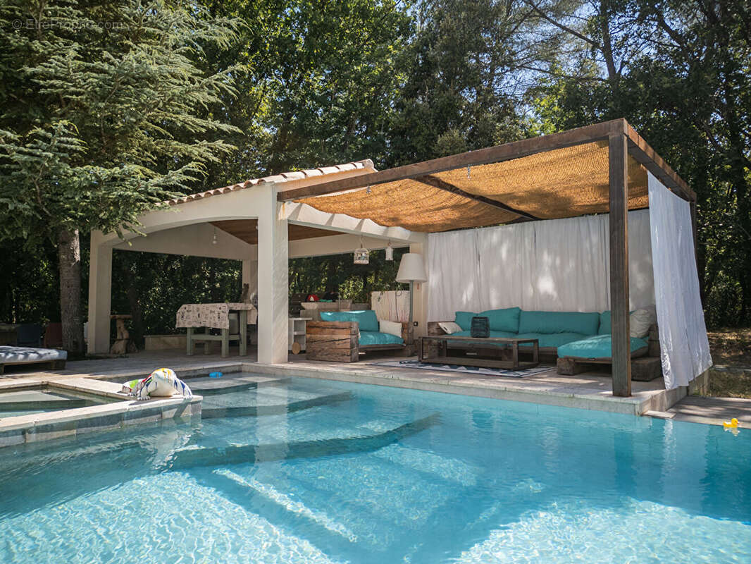 Maison Méounes Les Montrieux 6 pièces 250,23 m² loi carrez - Havre de paix - photo 5