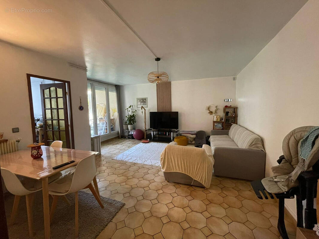 Appartement à VILLEPARISIS