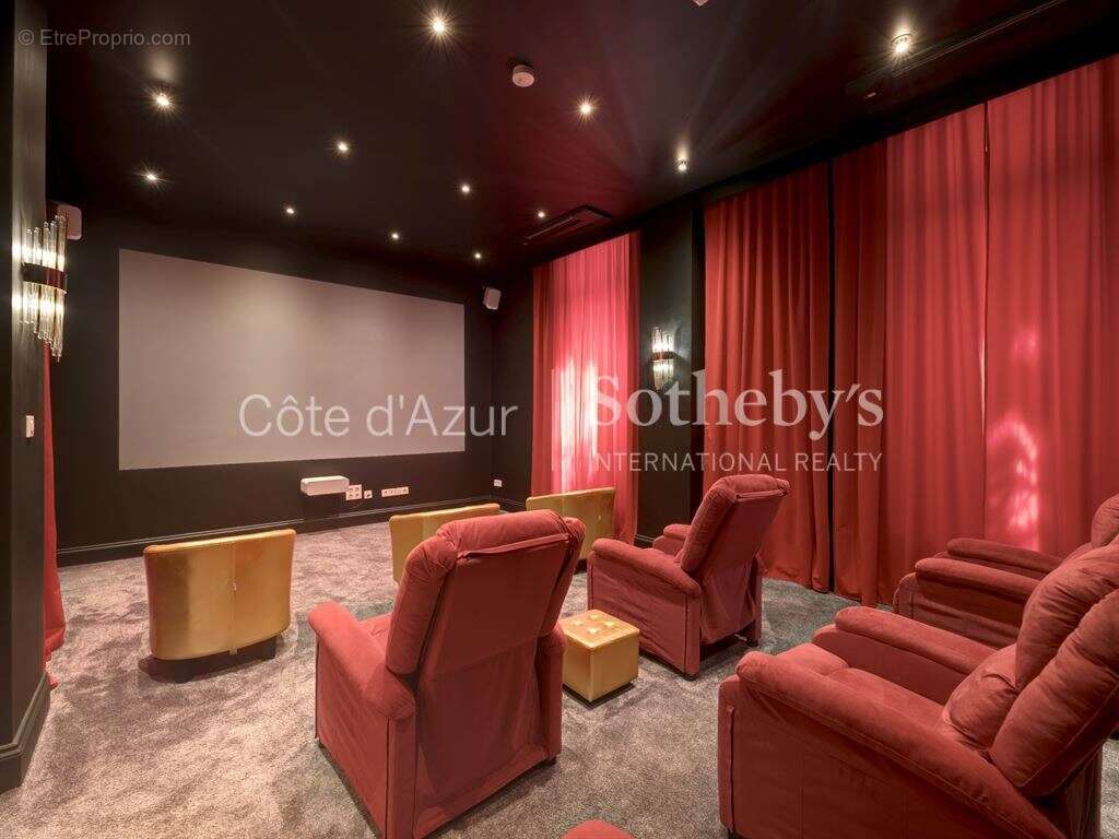 Maison à CANNES
