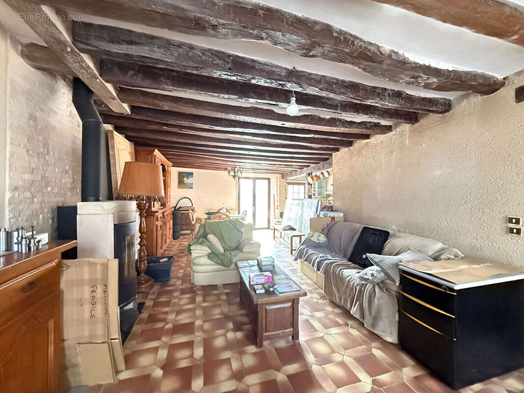 Maison à LE CHATELET-EN-BRIE