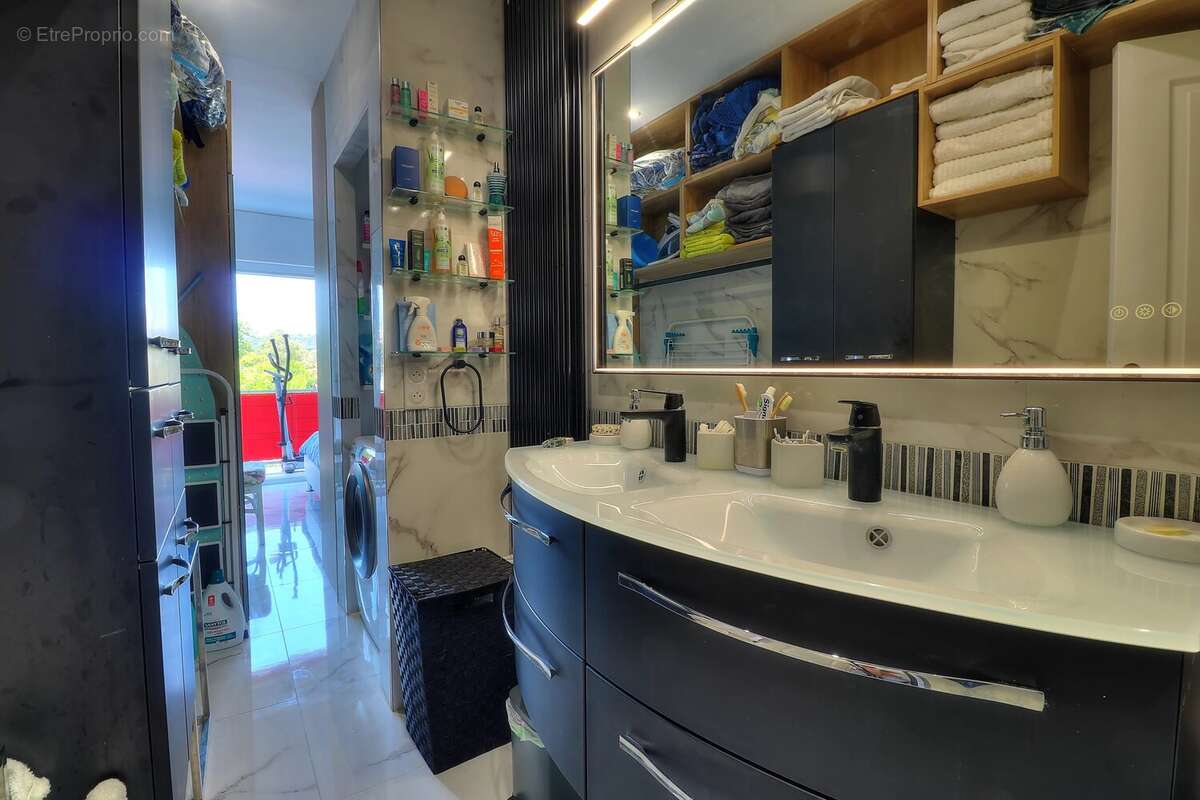 Appartement à CAGNES-SUR-MER