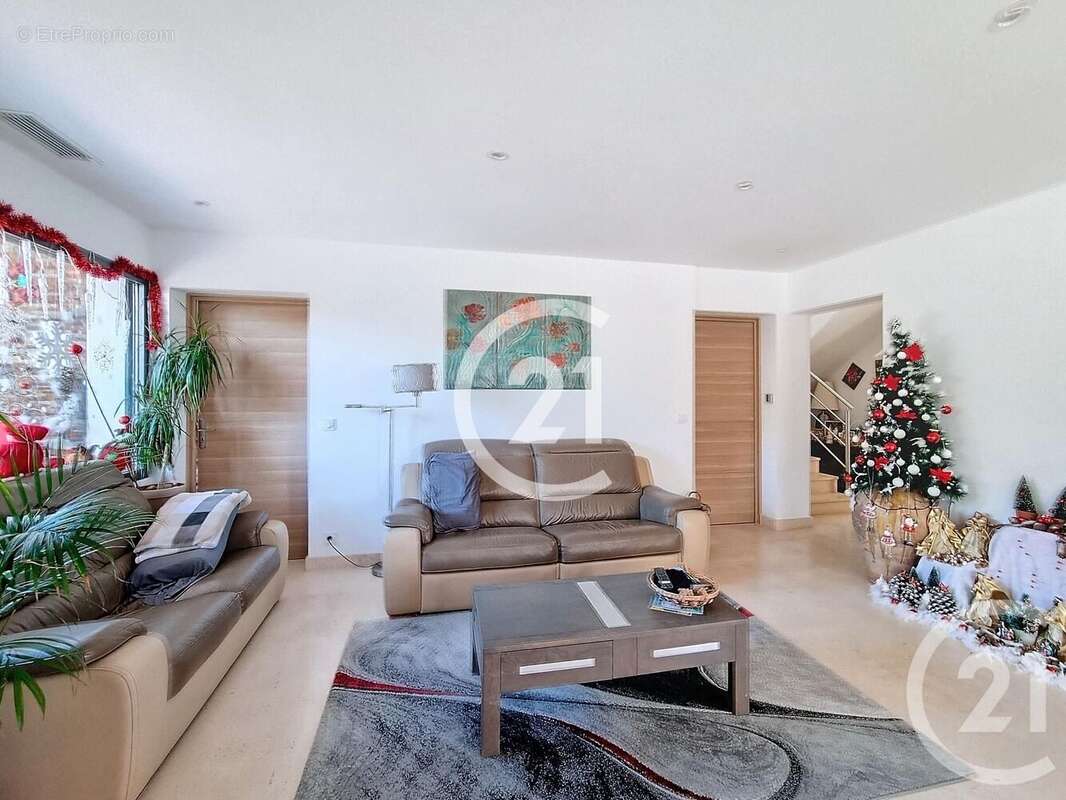 Maison à LATOUR-BAS-ELNE