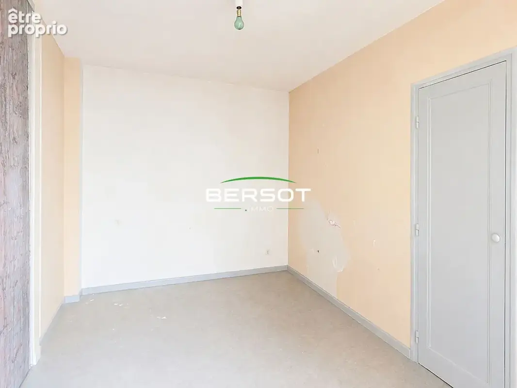 Appartement T3 de 85 m² en rez-de-chaussée - photo 4