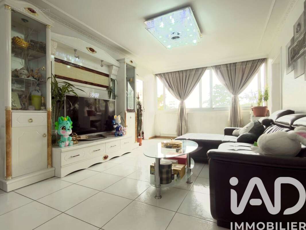 Photo 2 - Appartement à BOBIGNY