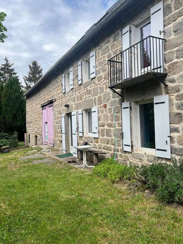 Maison à AUZANCES