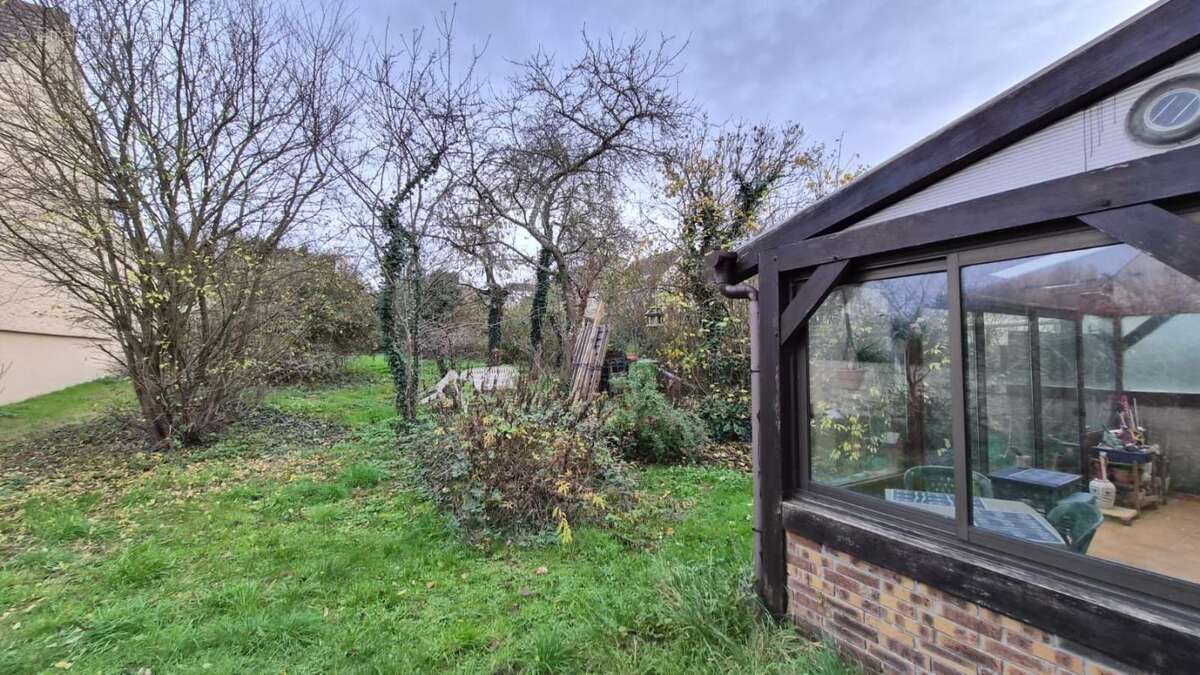 Maison à SAINT-GERMAIN-LES-ARPAJON