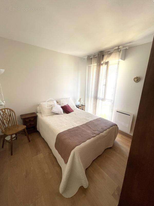 Appartement à BEAUCHAMP