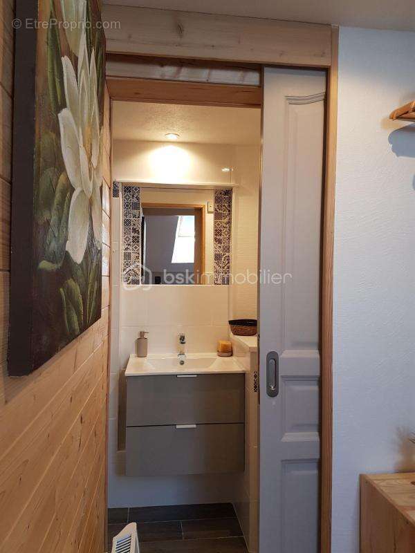 Appartement à COLMARS