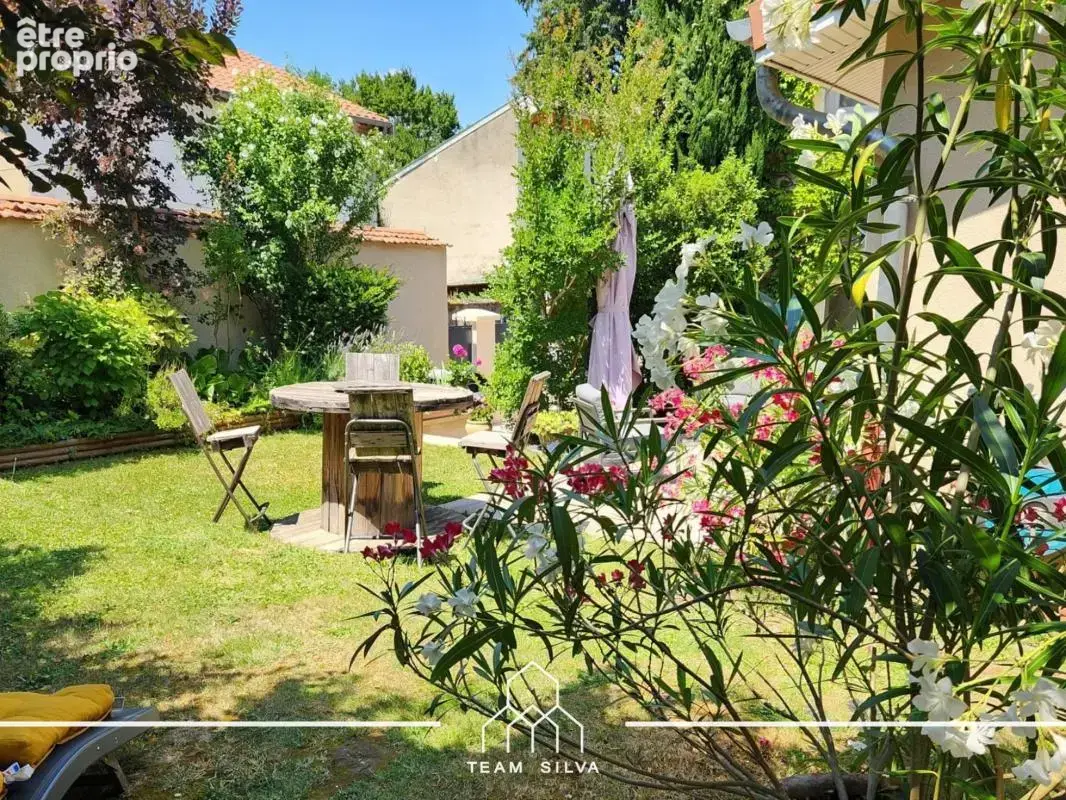 Maison 5 pièces 195 m² à vendre à Mions (69780) - photo 36