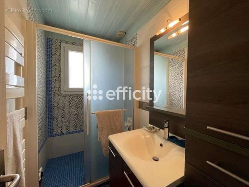 Maison à BLANQUEFORT