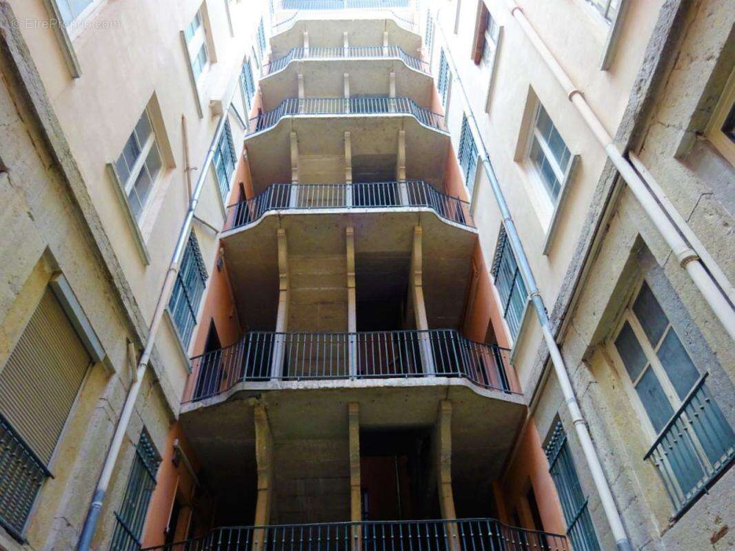 Appartement à LYON-1E