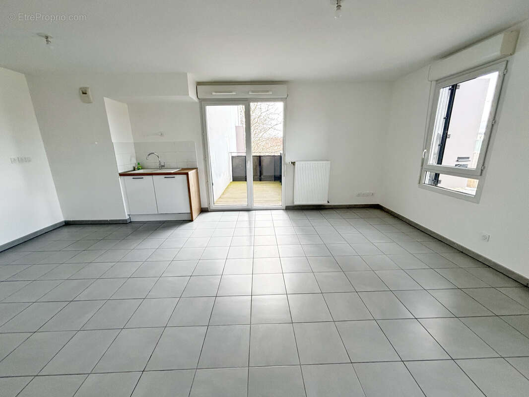 Appartement à SAINT-FONS