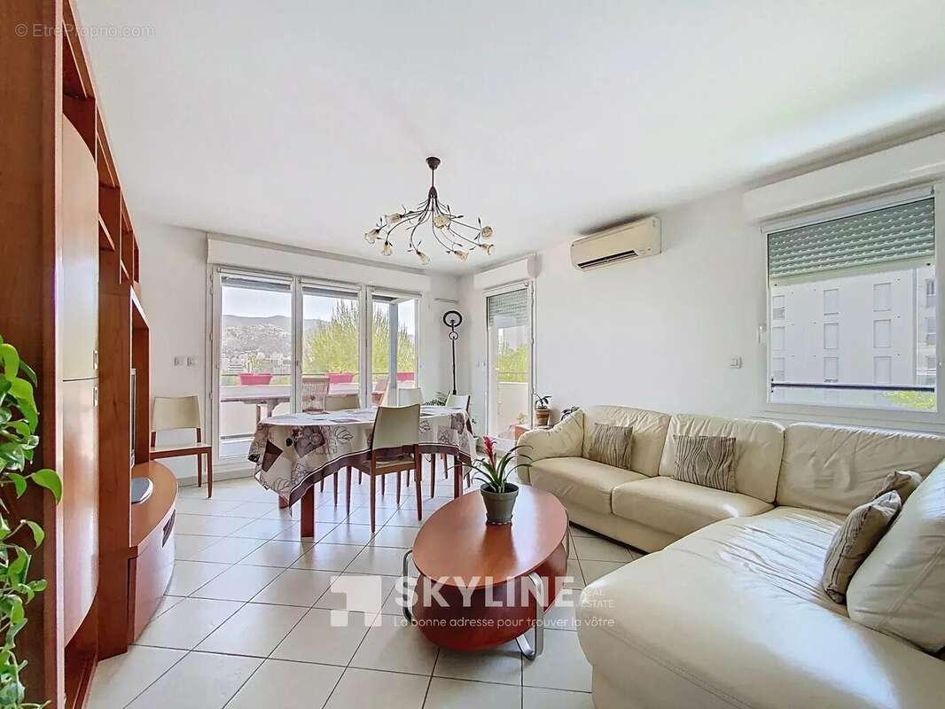 Appartement à MARSEILLE-12E