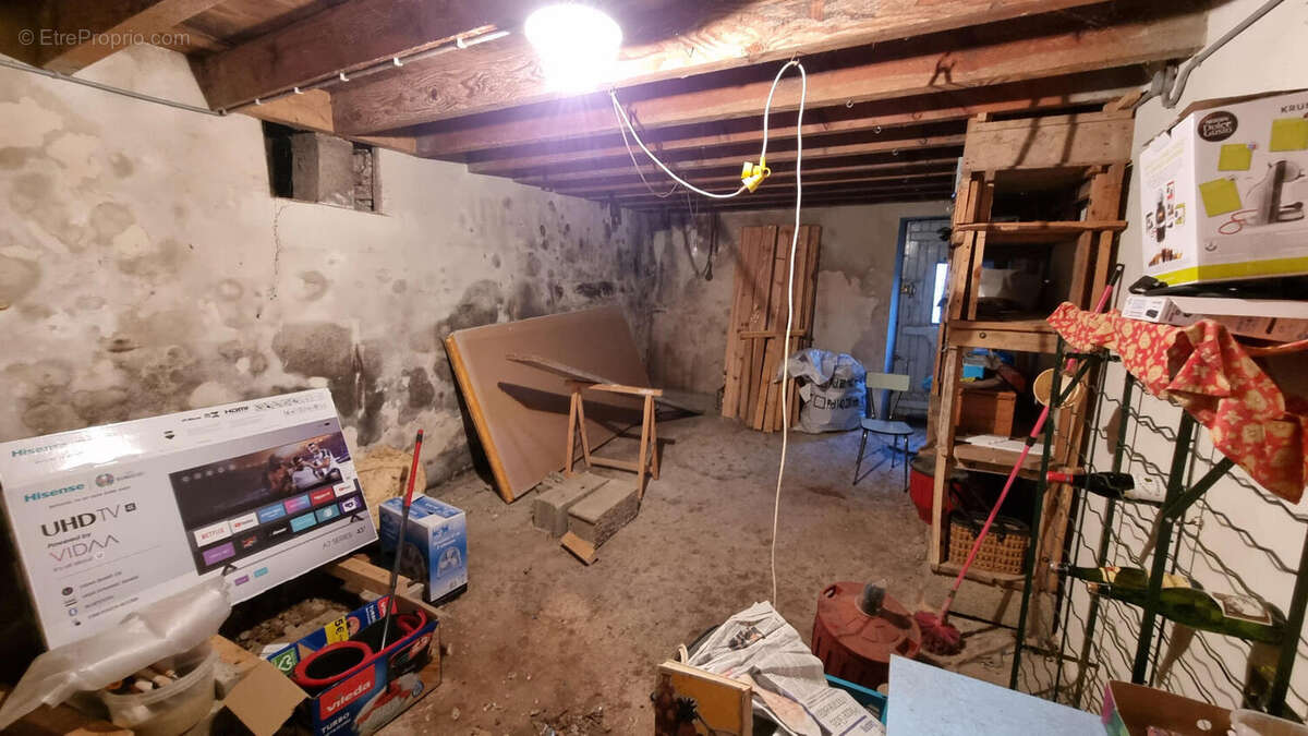 20251022_104402 - Maison à JAVERLHAC-ET-LA-CHAPELLE-SAINT-ROBERT