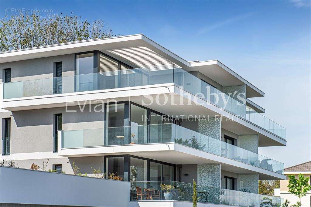 Appartement à EVIAN-LES-BAINS
