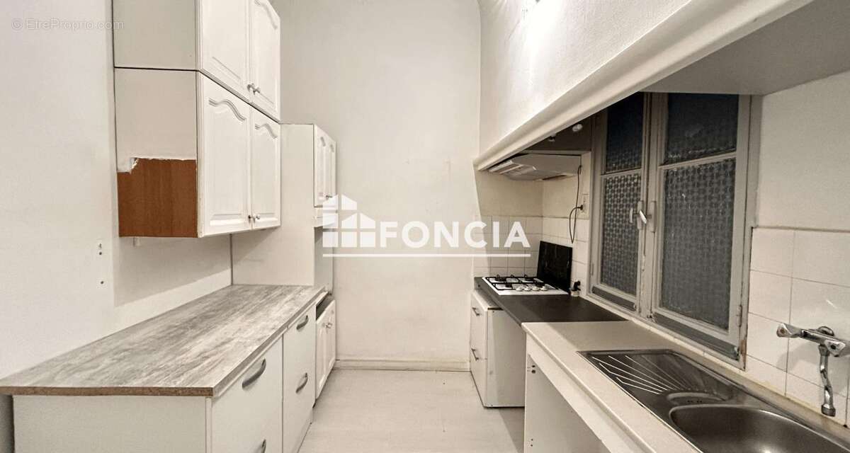 Appartement à MARSEILLE-8E