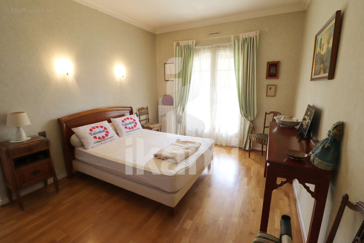 Maison à SALAISE-SUR-SANNE