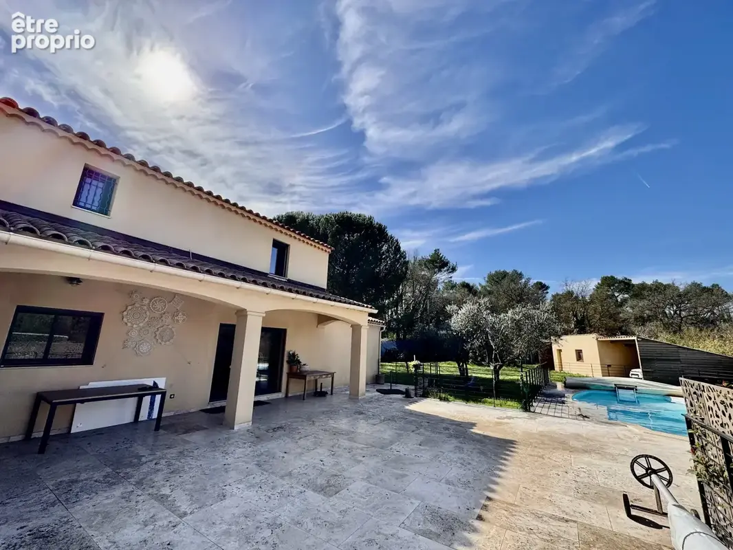 MAGNIFIQUE VILLA T6 - Environnement privilégié - photo 5