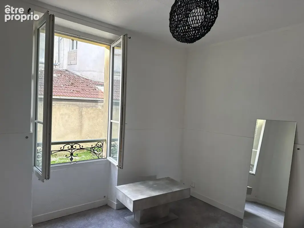 Marines centre : vends appartement 2 pièces - photo 9