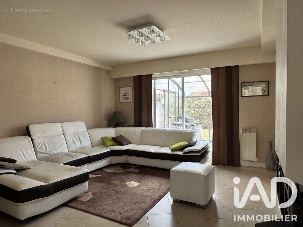 Maison 154 m² à Bouguenais  - photo 5