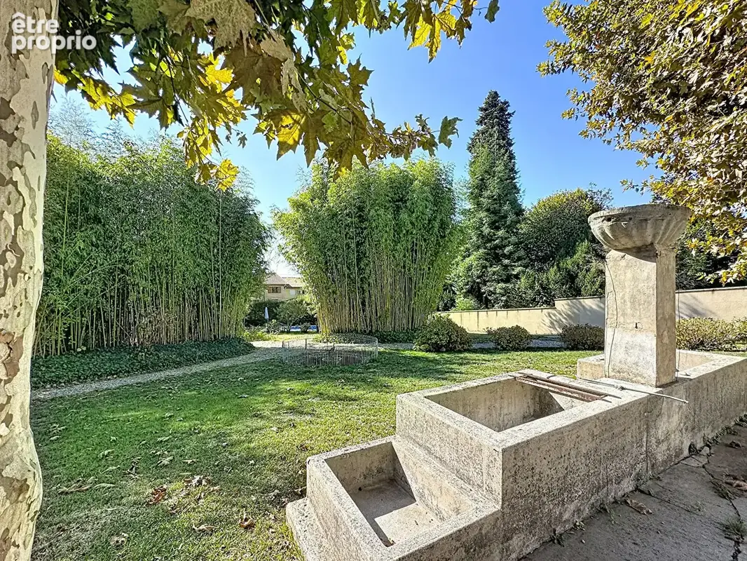 Maison La Cote Saint Andre 10 pièce(s) 380 m2 - photo 3