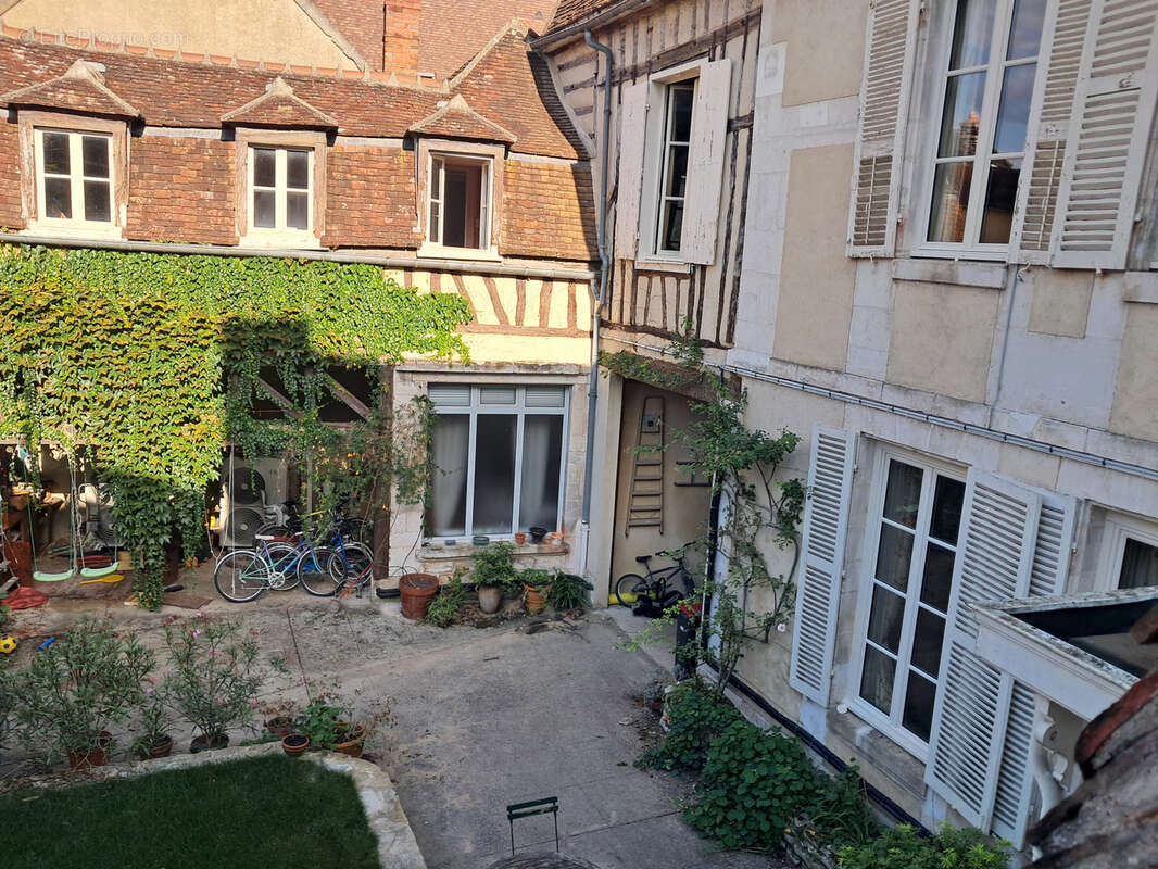 Maison à AUXERRE