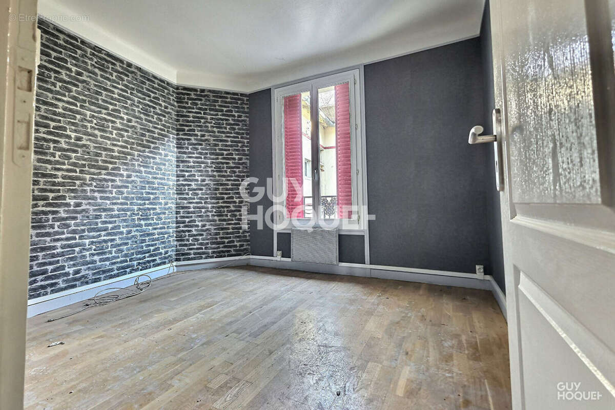 Appartement à MAISONS-ALFORT