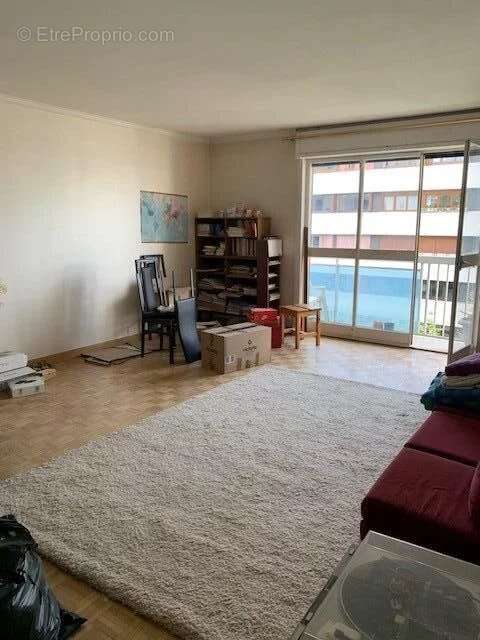 Appartement à PARIS-19E