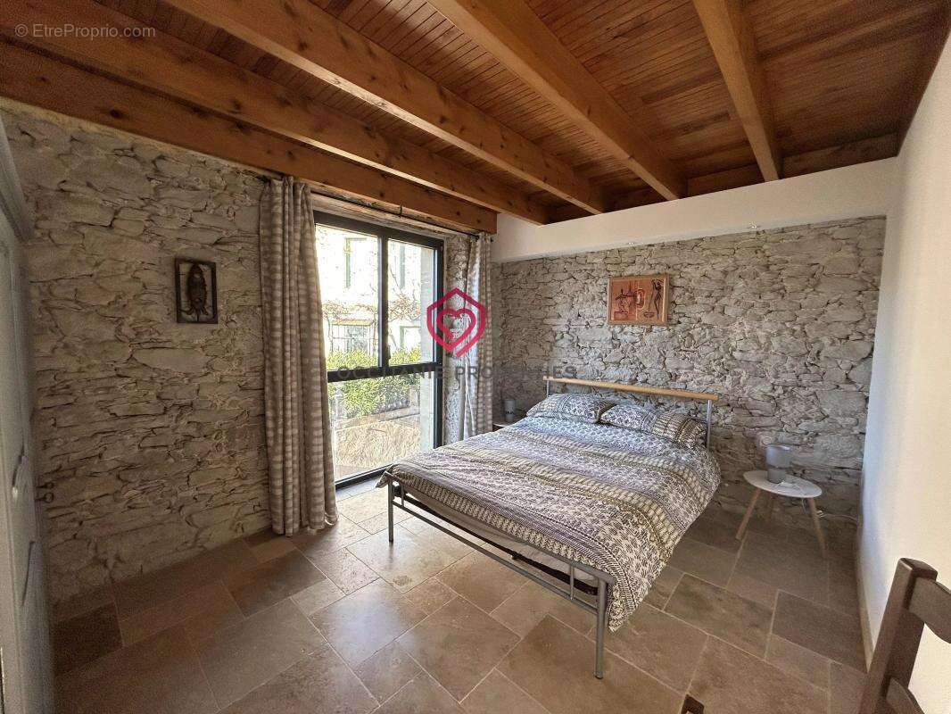 Maison de caractère avec deux gites et jardin clos - photo 23