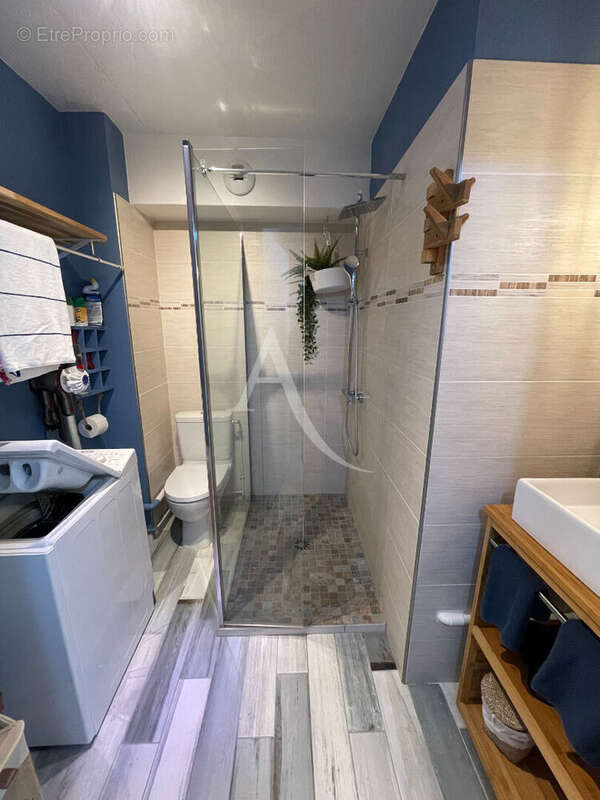 Appartement Nimes 1 pièce(s) 20.76 m2 - photo 9