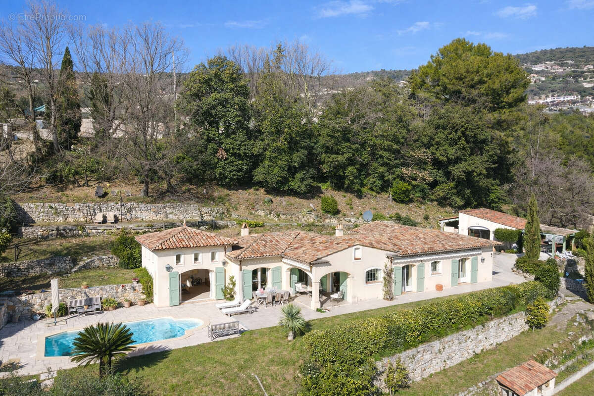Maison à PEYMEINADE
