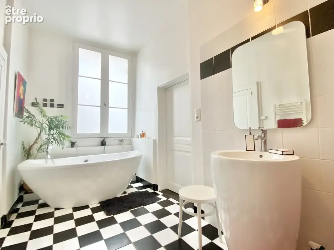 Bel appartement de caractère 218m2 avec son patio - photo 7