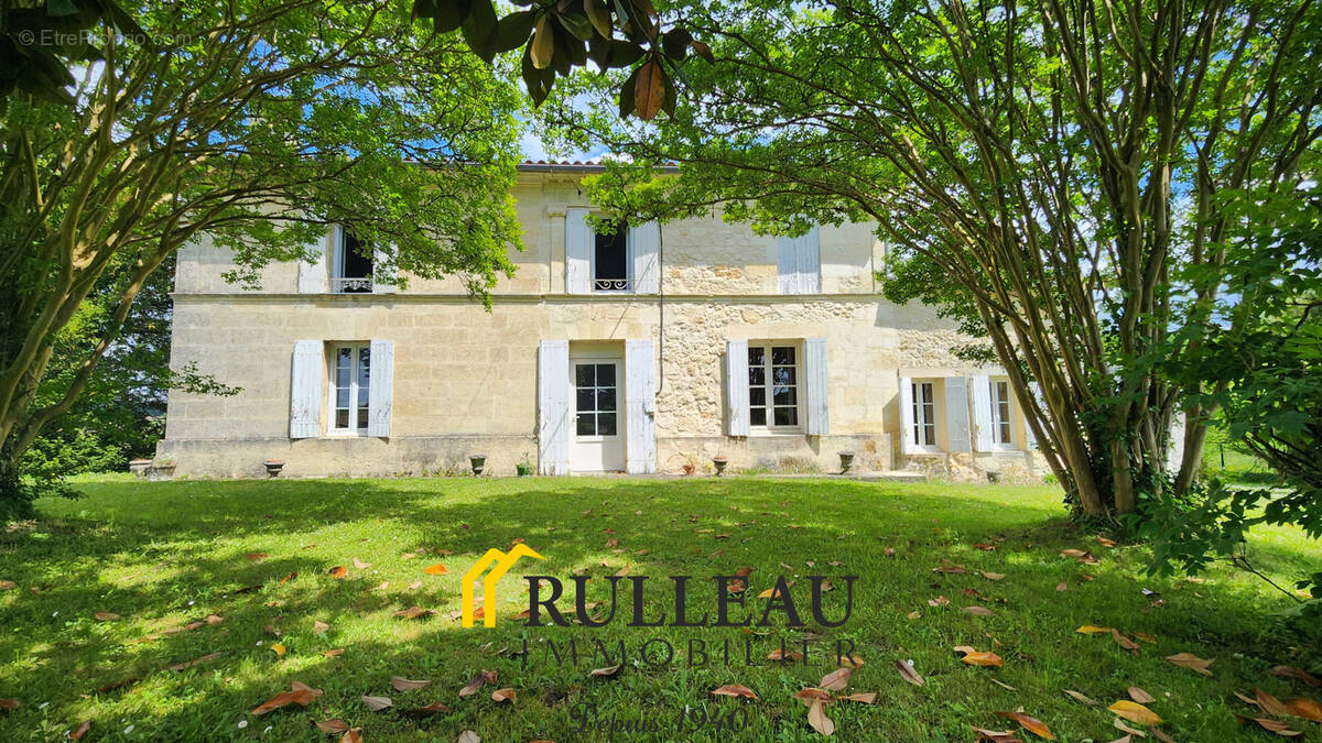 Maison à SALIGNAC
