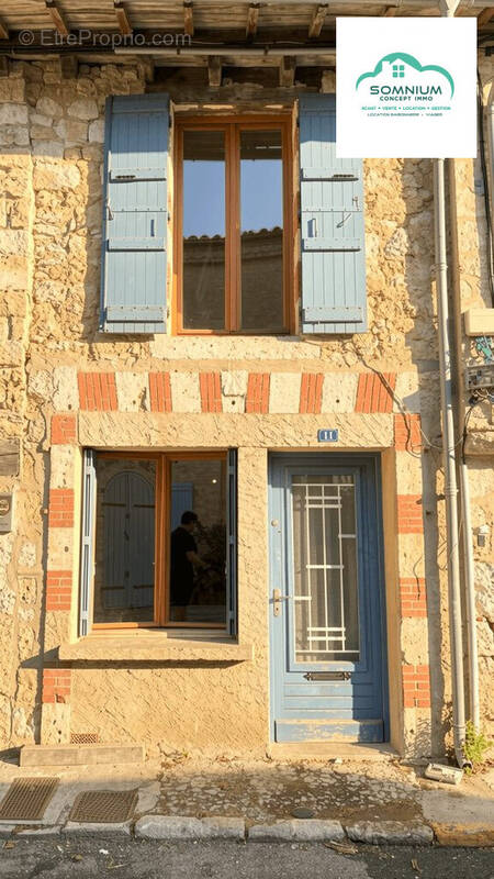 Maison à SAINT-CLAR