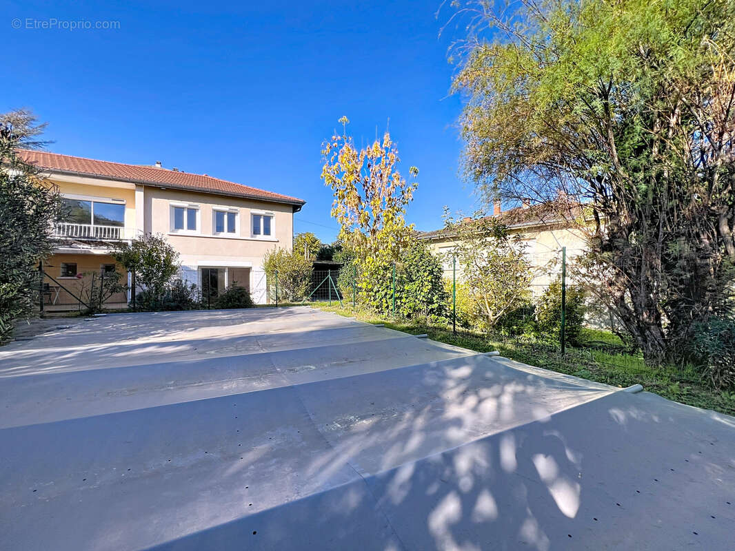 Maison à VILLEFRANCHE-SUR-SAONE