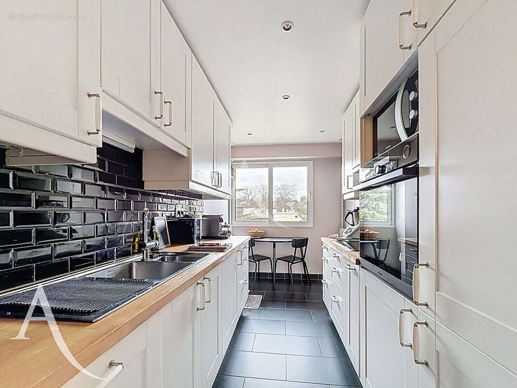Appartement à GARCHES
