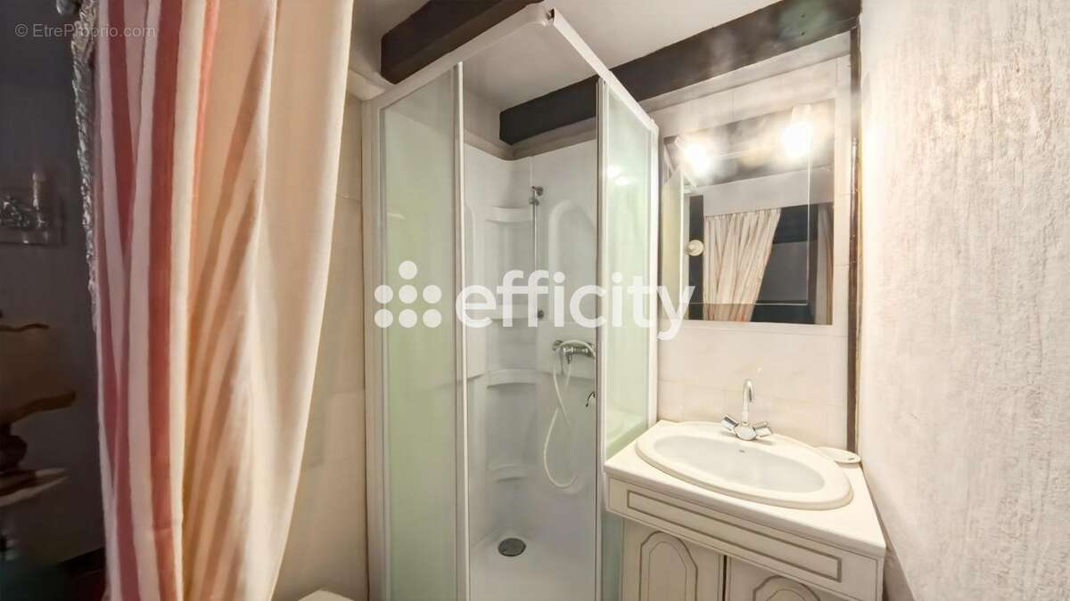 Maison 265 m² à Penne-D'agenais  - photo 10