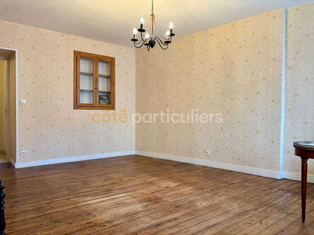 Maison de caractère hypercentre COUTANCES - 5 chambres - photo 8