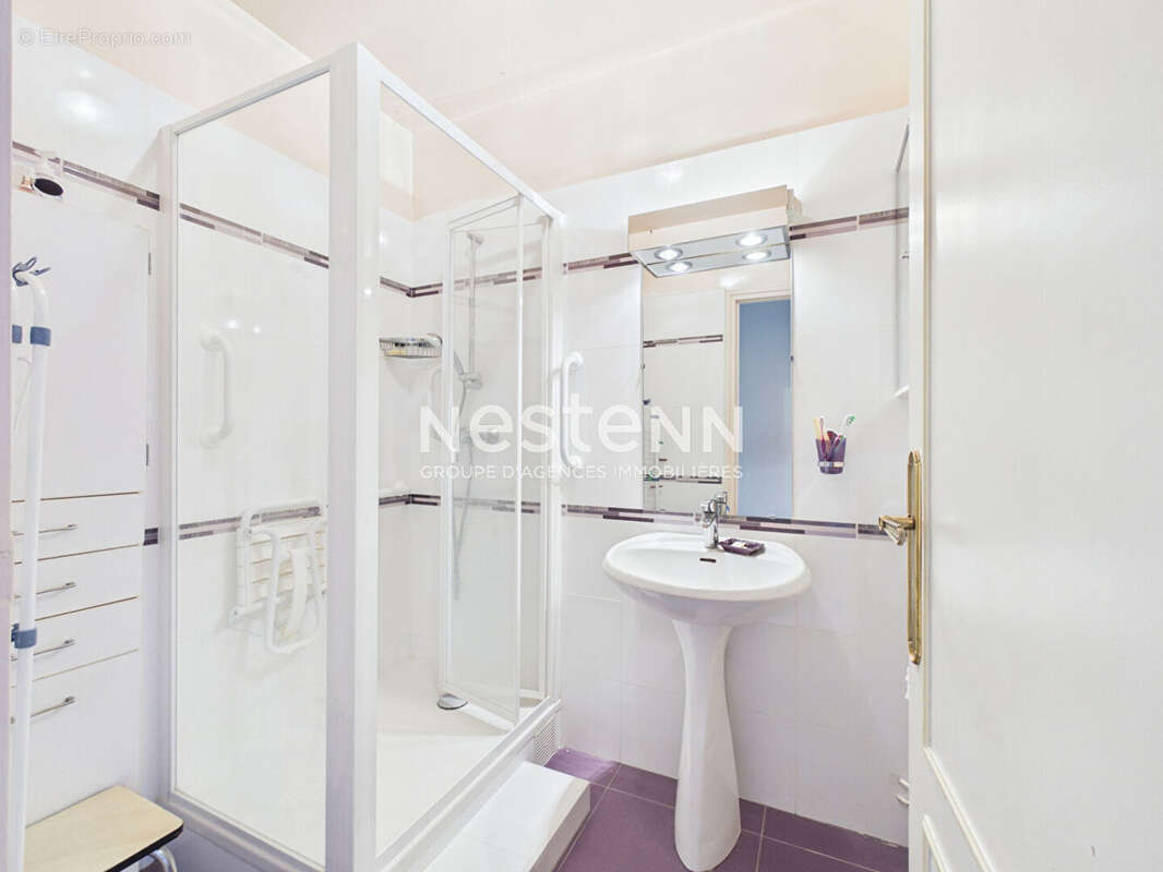 Appartement à PARIS-19E