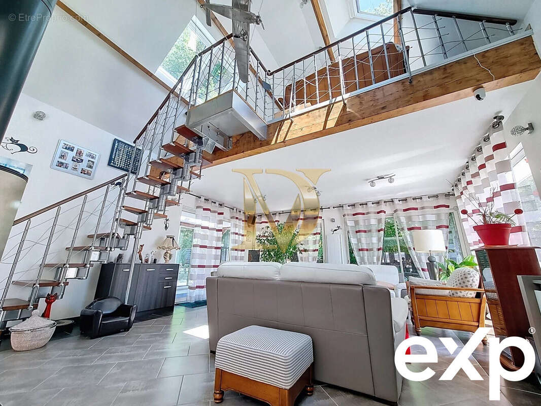 Maison à LA CROIX-EN-TOURAINE