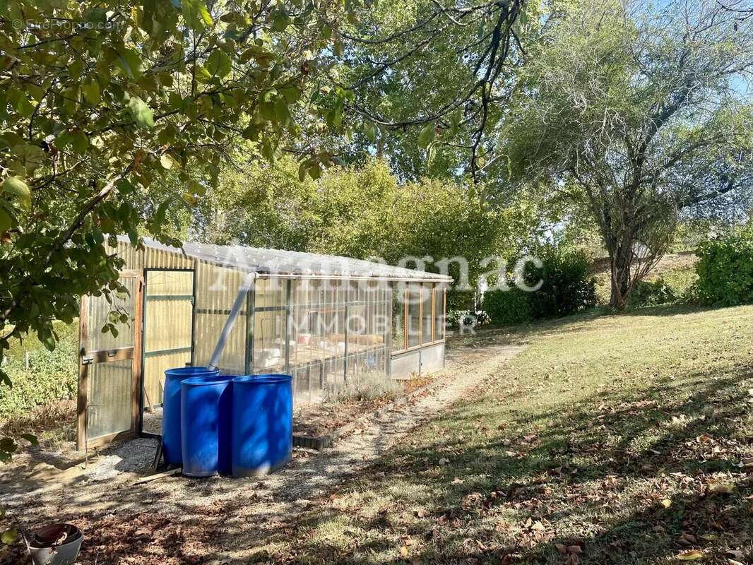 Maison à VALENCE-SUR-BAISE