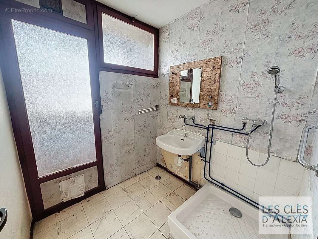 Appartement à LYON-8E