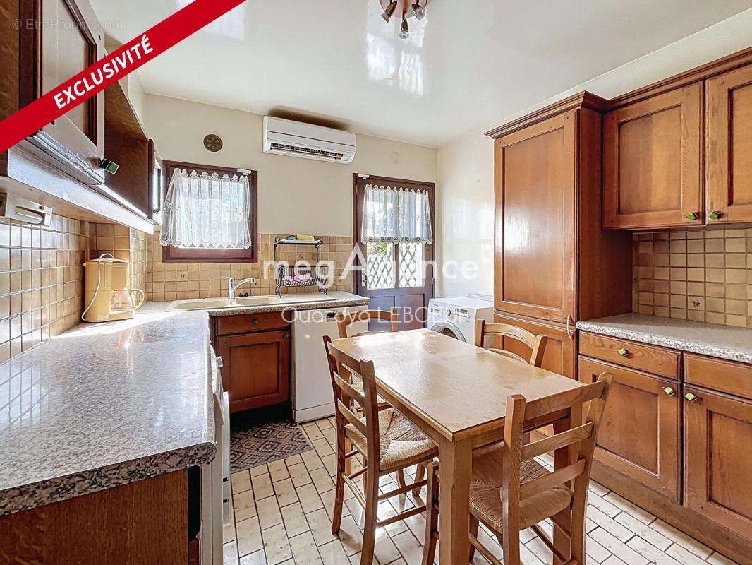 Maison à OINVILLE-SUR-MONTCIENT