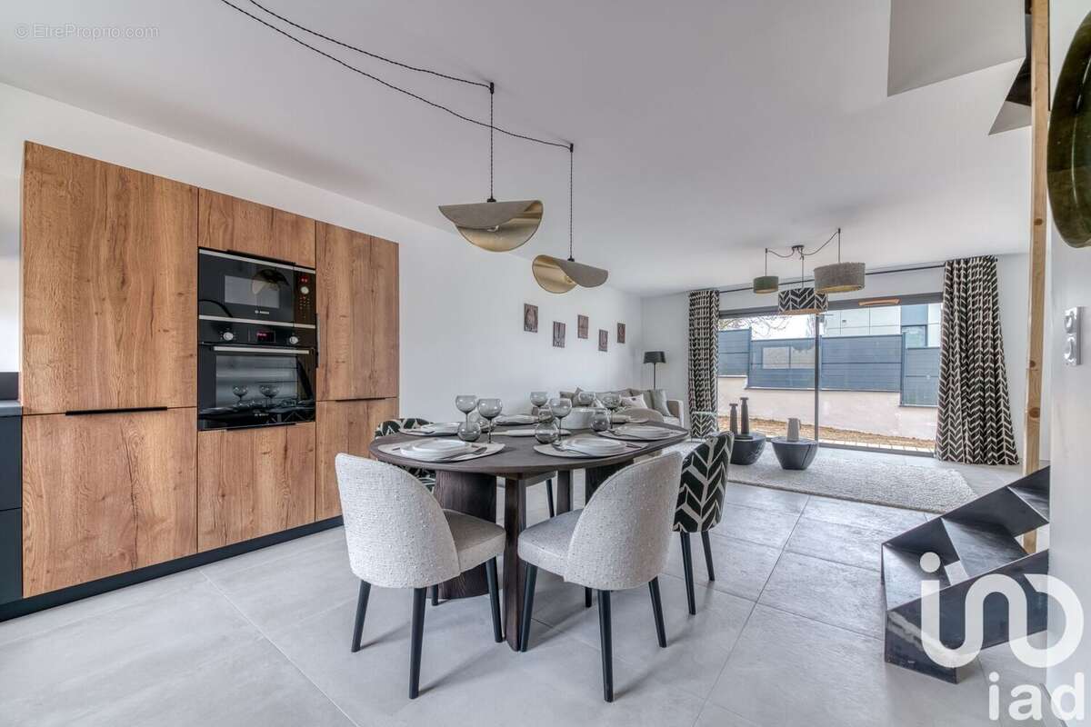 Photo 8 - Maison à LIMONEST