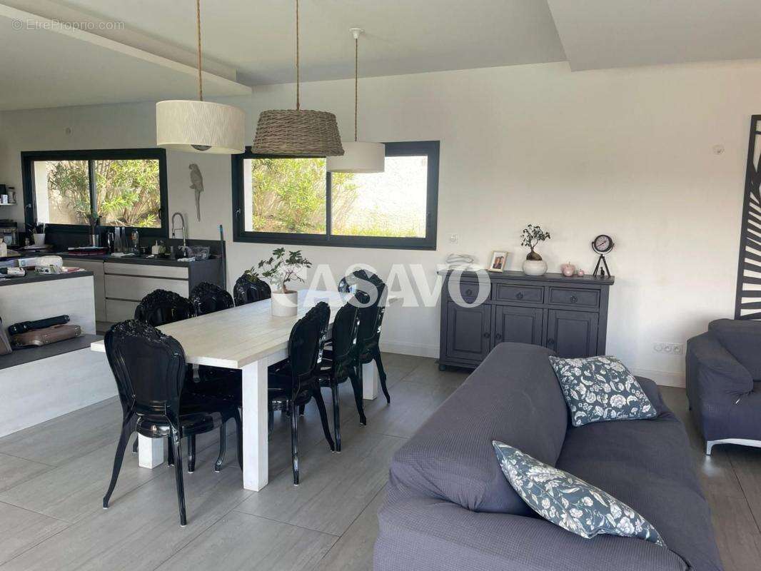 Maison à REVENTIN-VAUGRIS