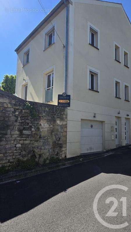 Maison à LAIGNEVILLE